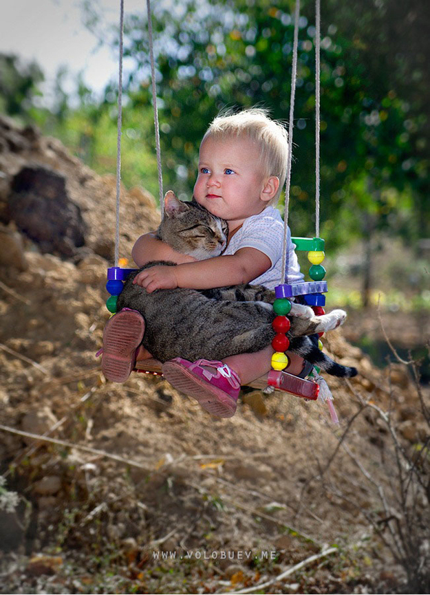 And this photograph of two best friends on a swing. 