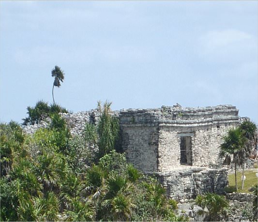 On the 3 sides of Tulum, there are towers that are slightly angled. The angling of the towers was intentionally to decrease the amount of erosion from the water and sand.
