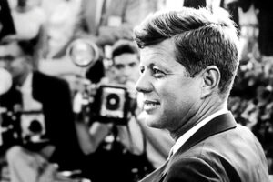 Secret Memo Shows JFK Demanded UFO Files 10 Days Before Assassination