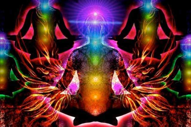 7 Chakras & 7 Links to Your Subconscious