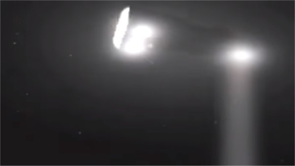 UFO Parades In Front of Astounded Witness, Enters Warp Drive When Police Arrives